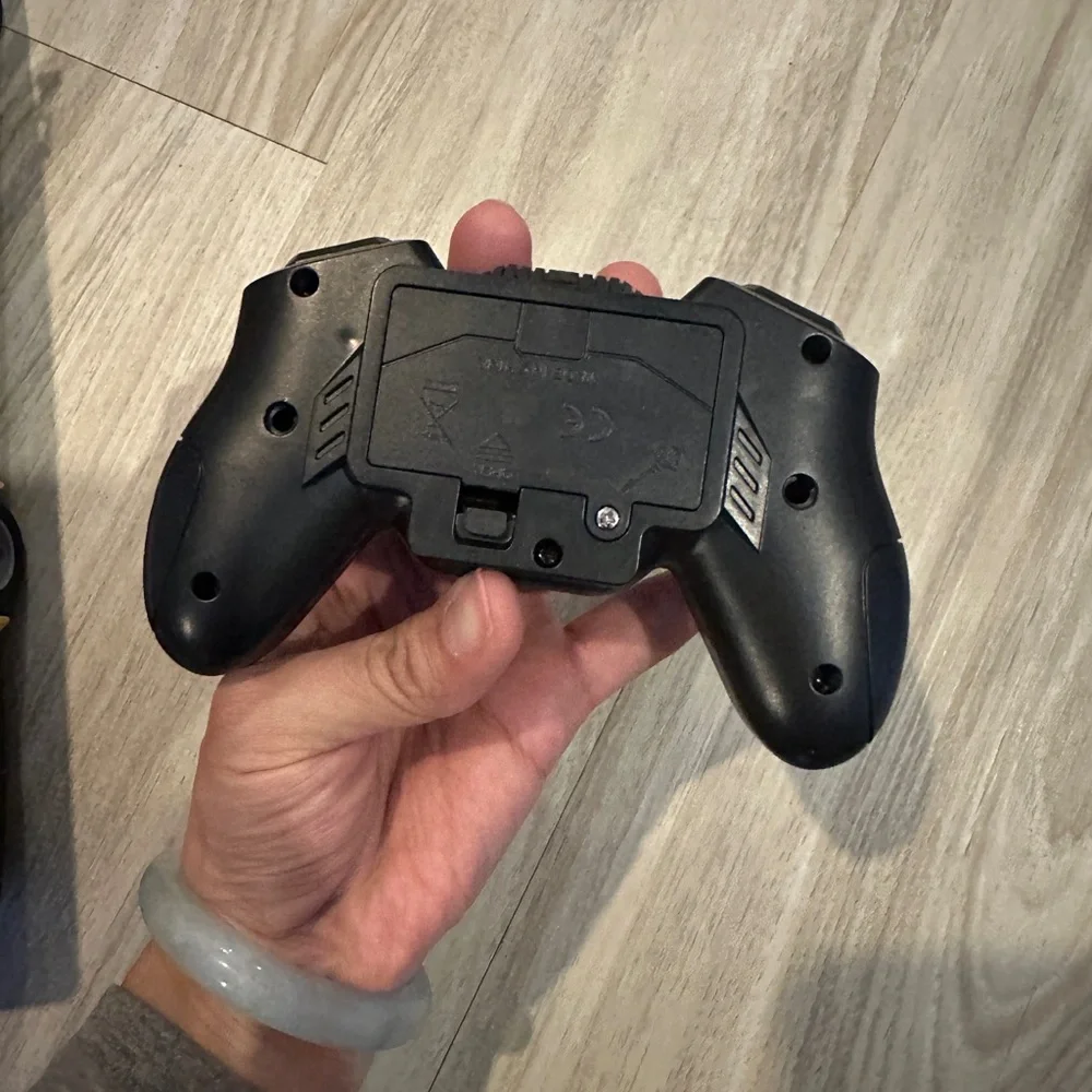 None wheels toy